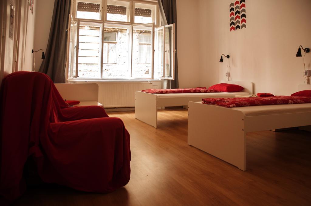 2Night Hostel Budapest Extérieur photo
