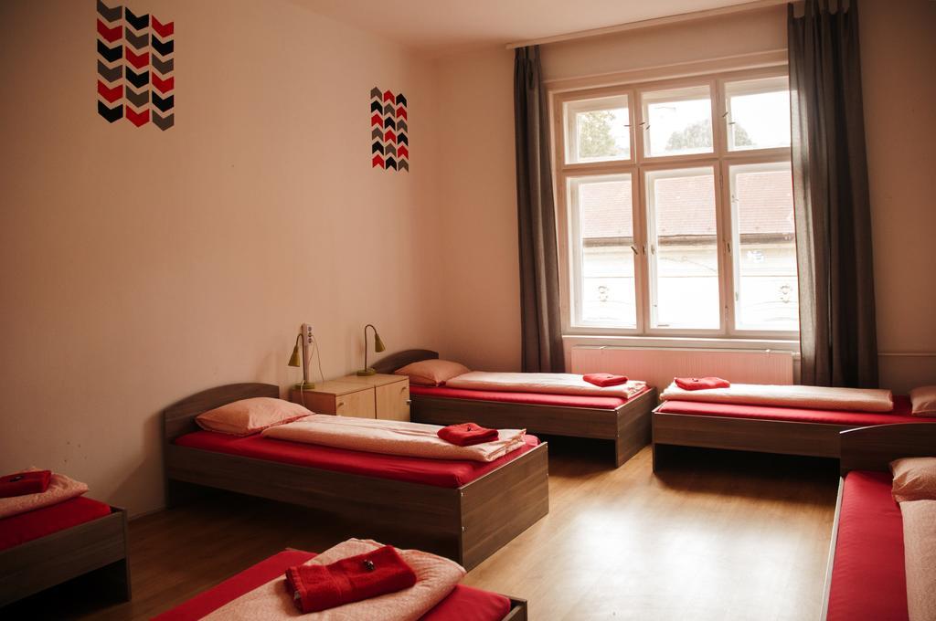 2Night Hostel Budapest Extérieur photo