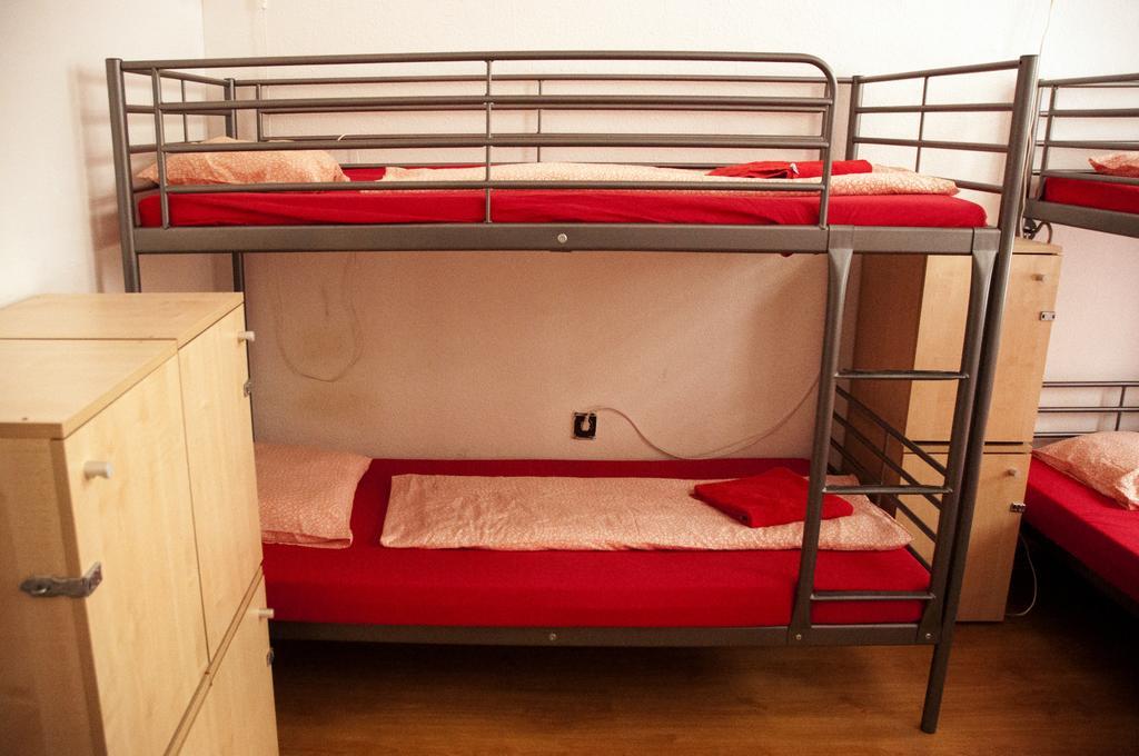 2Night Hostel Budapest Extérieur photo