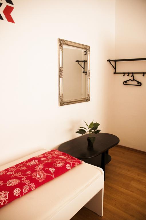 2Night Hostel Budapest Extérieur photo