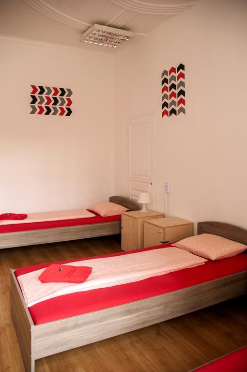 2Night Hostel Budapest Extérieur photo