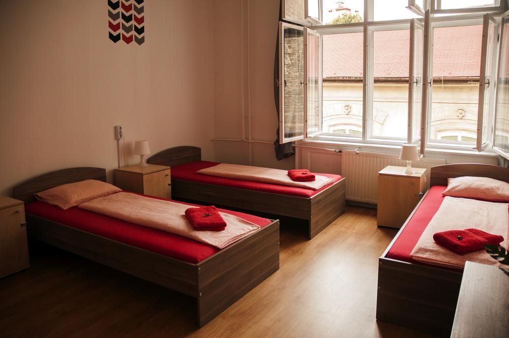 2Night Hostel Budapest Extérieur photo