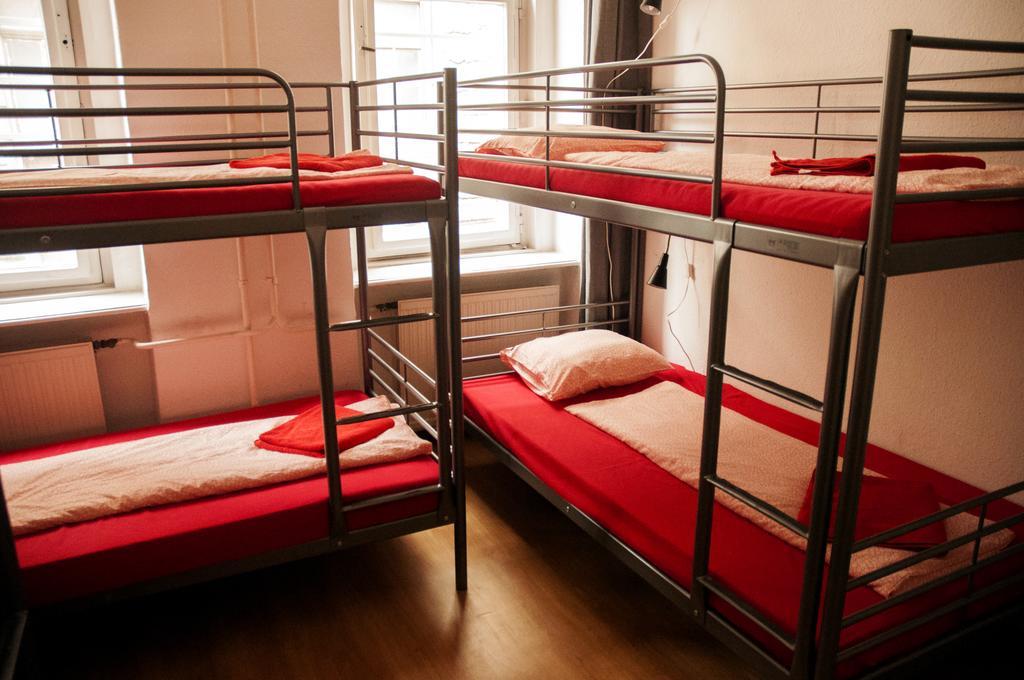 2Night Hostel Budapest Extérieur photo