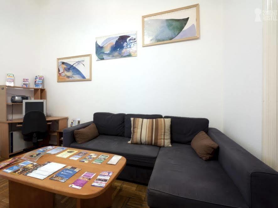 2Night Hostel Budapest Extérieur photo